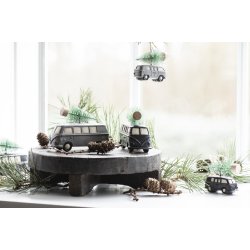 Ib Laursen - Bil med juletr p tag - i sort og gr