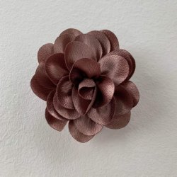 THREE M - Blomster til hret eller som accessories - forsk. farver