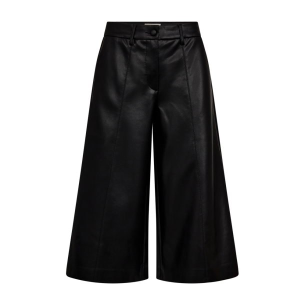 FREE/QUENT - FQVEGGY Bermudashorts i imiteret l�der - sort 