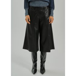 FREE/QUENT - FQVEGGY Bermudashorts i imiteret l�der - sort 