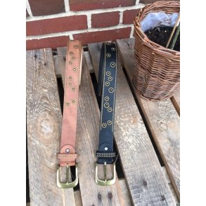 Cool blte m. sm nitter fr Lisbeth Merrild