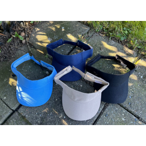 Lisbeth Merrild - Solskrme - sort, bl og lysebl - OneSize med justerbar velcro