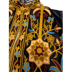 Lisbeth Merrild - Unika Jakke - kort model - sort m/h�ndlavet broderier i forsk. farver - OneSize