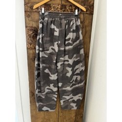 Not Allowed - Sweatbukser - khaki/beige camouflage