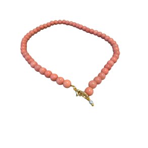 Tim&Simonsen - Jackie Perlehalskde - natur sten og ferskvandsperle - chalcedony pink