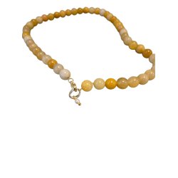 Tim&Simonsen - Jackie Perlehalsk�de - natur sten og ferskvandsperle - jade gul