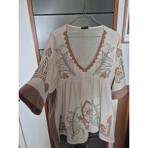 Qnuz - Come Tunika - beige og camel