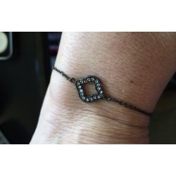 Pure by Nat - Armbnd med vedhng og krystaller - oxideret