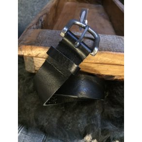 Bit'Avant Accessories - Skindblte med nitter str. 85 cm - sort